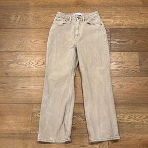Abercrombie 90’s Relaxed Jean
